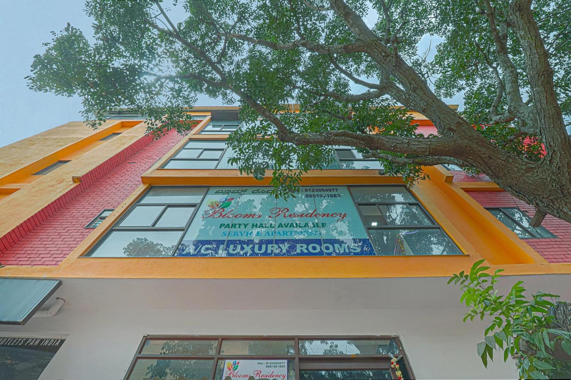 Super Hotel O Blooms Residency Near Baiyappanahalli Metro Station Bangalore Exterior foto